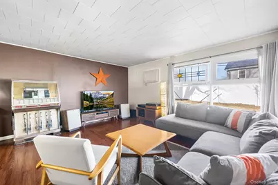 111 Stirrup Lane, Levittown, NY 11756 - Photo 6