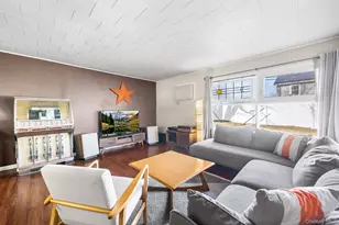 111 Stirrup Ln, Levittown, NY 11756 - Photo 6