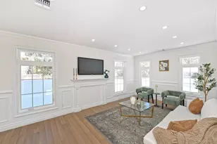 11 Edcris Ln, Huntington, NY 11743 - Photo 16