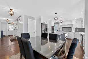 20 Westbridge Dr, Babylon, NY 11702 - Photo 6