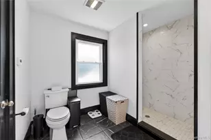 20 Westbridge Dr, Babylon, NY 11702 - Photo 18