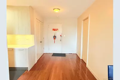 87-10 51st Ave #5H, Elmhurst, NY 11373 - Photo 6