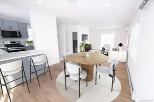 112-16 198th St, Saint Albans, NY 11412 - Photo 4