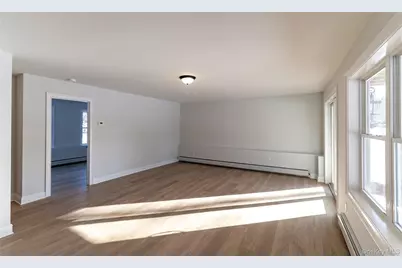 748 9W Route, Valley Cottage, NY 10989 - Photo 28