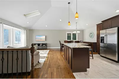 4 Stell Lane, East Northport, NY 11731 - Photo 4