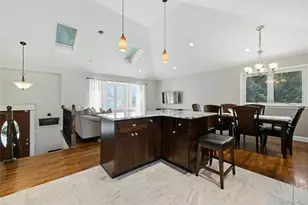 4 Stell Ln, East Northport, NY 11731 - Photo 12