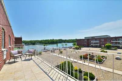 320 E Shore Road #4C, Great Neck, NY 11023 - Photo 28