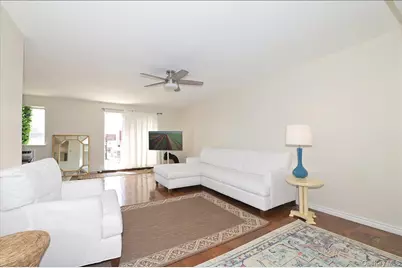 320 E Shore Road #4C, Great Neck, NY 11023 - Photo 10