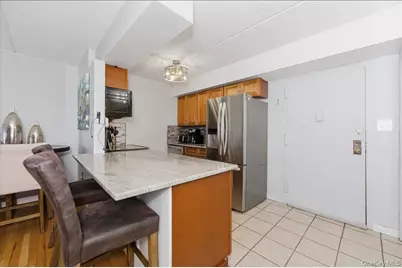 725 Miller Avenue #318, Freeport, NY 11520 - Photo 6