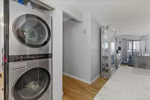 725 Miller Ave, Freeport, NY 11520 - Photo 16