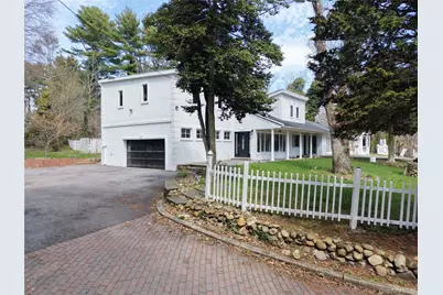 549 Woodbury Road, Cold Spring Harbor, NY 11724 - Photo 2