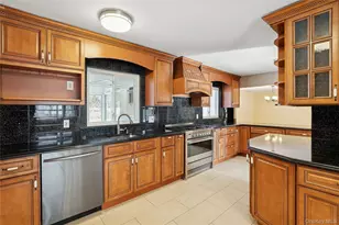 549 Woodbury Rd, Cold Spring Harbor, NY 11724 - Photo 16