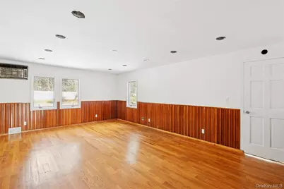 549 Woodbury Road, Cold Spring Harbor, NY 11724 - Photo 22