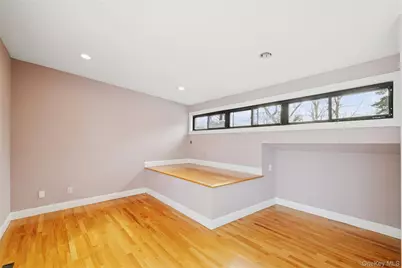 549 Woodbury Road, Cold Spring Harbor, NY 11724 - Photo 36