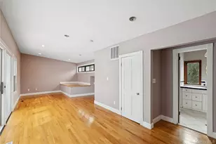 549 Woodbury Rd, Cold Spring Harbor, NY 11724 - Photo 38