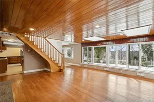 549 Woodbury Rd, Cold Spring Harbor, NY 11724 - Photo 12