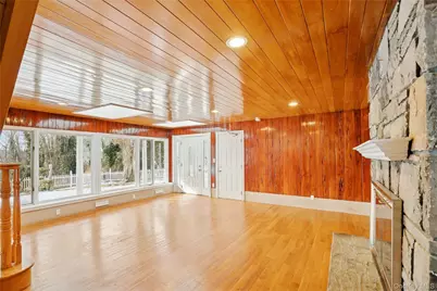 549 Woodbury Road, Cold Spring Harbor, NY 11724 - Photo 16