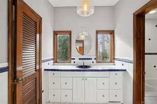 549 Woodbury Rd, Cold Spring Harbor, NY 11724 - Photo 38