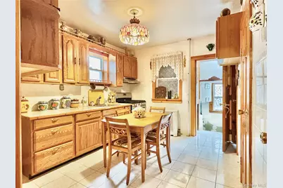 2037 149th Street, Whitestone, NY 11357 - Photo 4