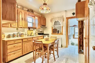 20-37 149th St, Whitestone, NY 11357 - Photo 4