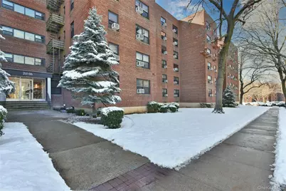 211-06 75th Avenue #2E, Bayside, NY 11364 - Photo 18