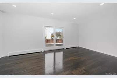 42 Ronald Drive N, Amityville, NY 11701 - Photo 12