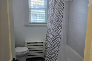 61 Violet Ave, Poughkeepsie, NY 12601 - Photo 12