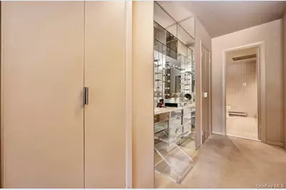 27 Fairway Drive, Manhasset, NY 11030 - Photo 26