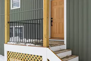 15 Tompkins Ave, Glenham, NY 12527 - Photo 4