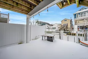 114 Beach Ave, Bellmore, NY 11710 - Photo 26