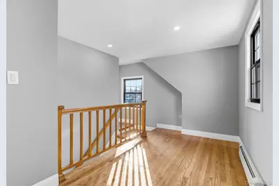 1709 Camp Avenue, Merrick, NY 11566 - Photo 4