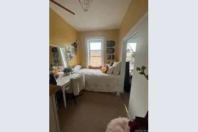 6556 Myrtle Avenue, Glendale, NY 11385 - Photo 20