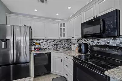 825 S Ocean Avenue #2, Freeport, NY 11520 - Photo 14