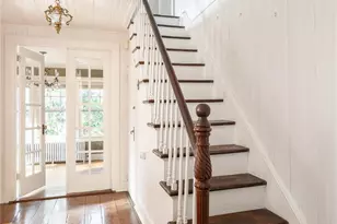 506 5th St, Greenport, NY 11944 - Photo 8