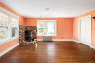 506 5th St, Greenport, NY 11944 - Photo 6