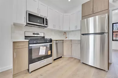 962 East 221 Street, Bronx, NY 10469 - Photo 24