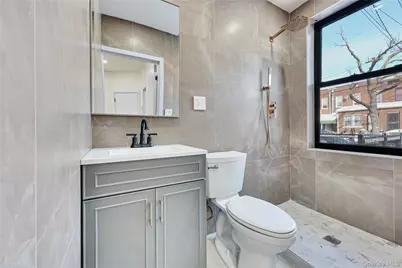 962 East 221 Street, Bronx, NY 10469 - Photo 8