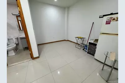 3799 E Tremont Avenue FL#2, Bronx, NY 10465 - Photo 1