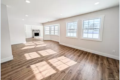 36 Brian Street, Holbrook, NY 11741 - Photo 12