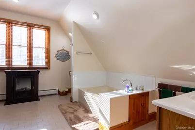 70 Camp Drive, Rhinebeck, NY 12572 - Photo 18