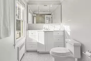 551 Wolfs Ln, Pelham, NY 10803 - Photo 16