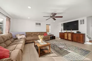 19 W 13th Rd, Far Rockaway, NY 11693 - Photo 2