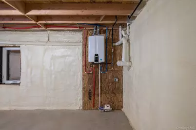 43 Shirley Lane, Medford, NY 11763 - Photo 22