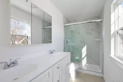 43 Shirley Lane, Medford, NY 11763 - Photo 14