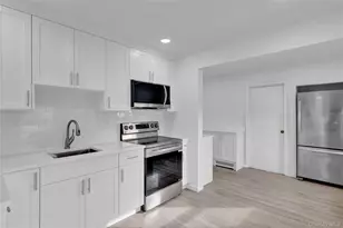 31 Blue Spruce Rd, Levittown, NY 11756 - Photo 10