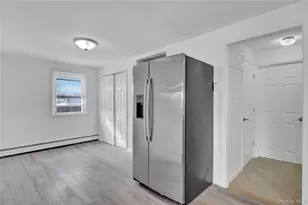 31 Blue Spruce Rd, Levittown, NY 11756 - Photo 14