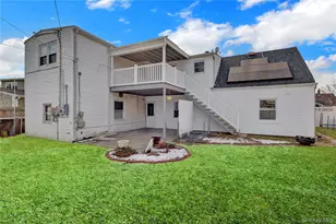 31 Blue Spruce Rd, Levittown, NY 11756 - Photo 26