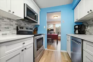 235 W Park Ave, Long Beach, NY 11561 - Photo 14