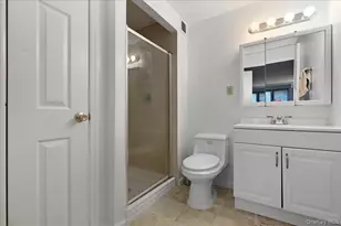 235 W Park Ave, Long Beach, NY 11561 - Photo 20