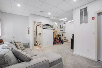 300 Washington Avenue, Pleasantville, NY 10570 - Photo 32